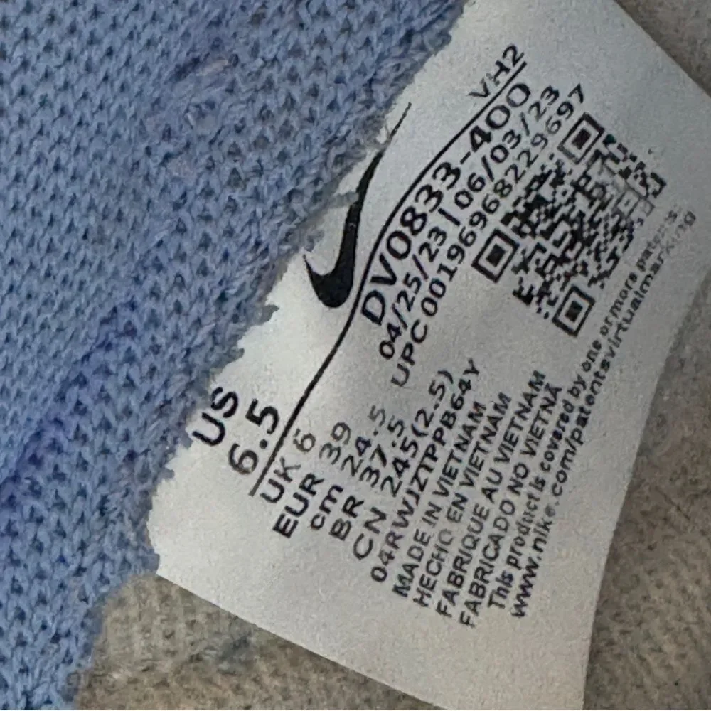 Nike Dunk Low Retro Polar Blue Sneakers Size 6.5Men/8Women